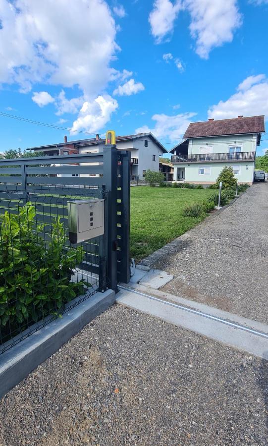Apartman Lena Tusilovic 외부 사진