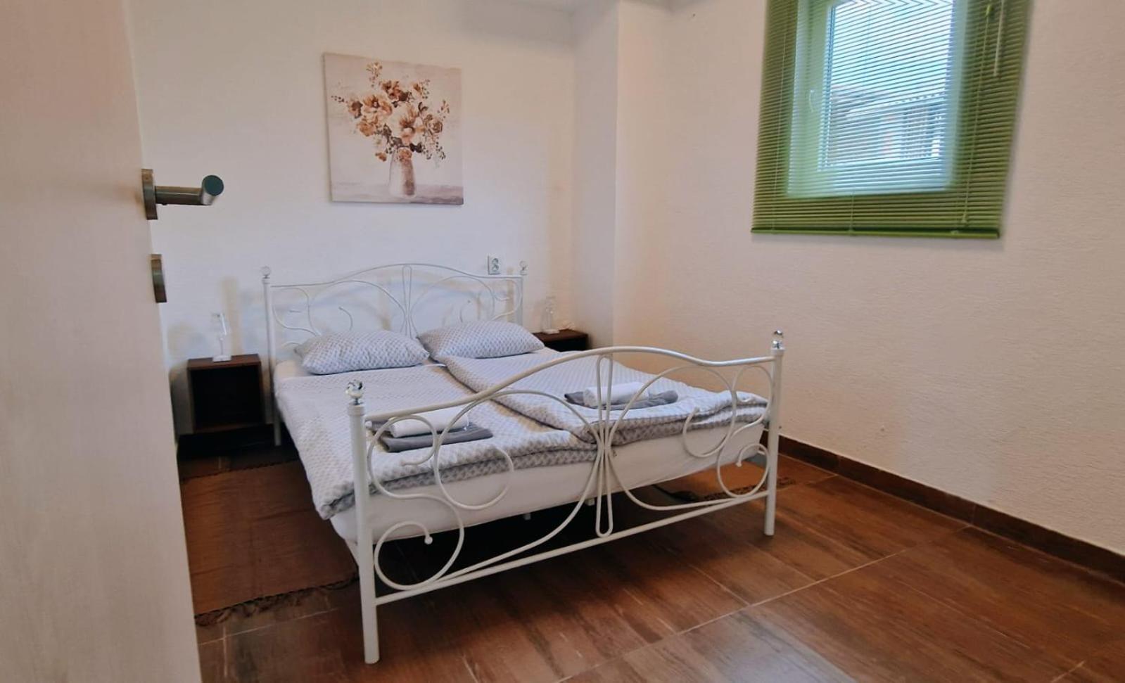 Apartman Lena Tusilovic 외부 사진
