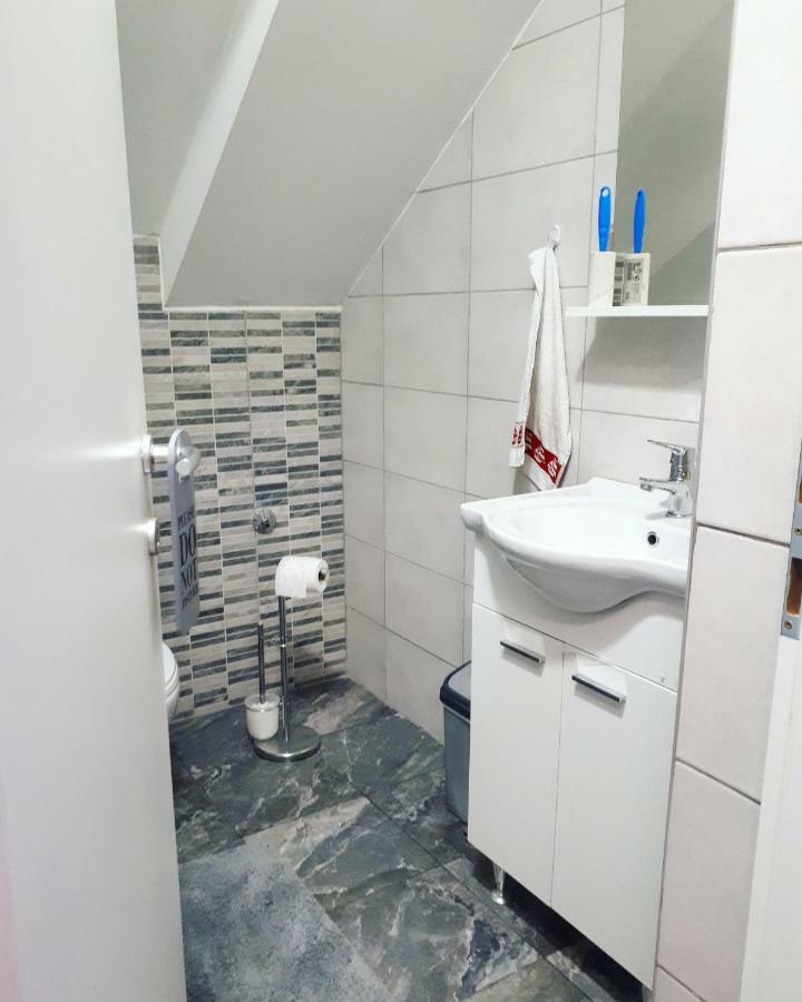 Apartman Lena Tusilovic 외부 사진