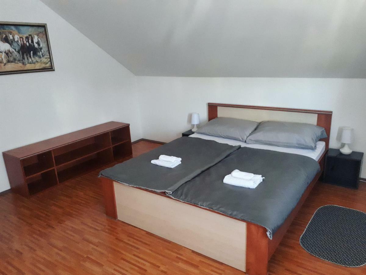 Apartman Lena Tusilovic 외부 사진